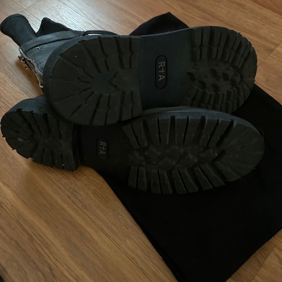 RtA Combat Boots - Picture 6 of 6